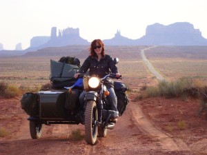 monument-valley-lois